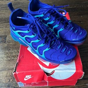 Purple Nike Vapormax Plus
